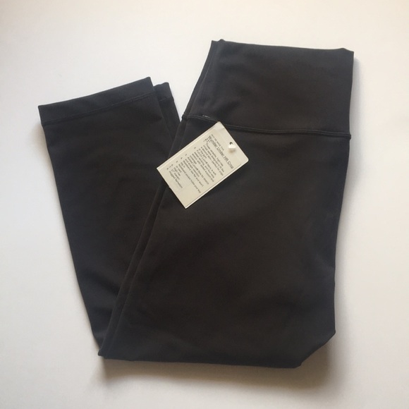 lululemon, NWT Wunder Under HR Crop Leggings